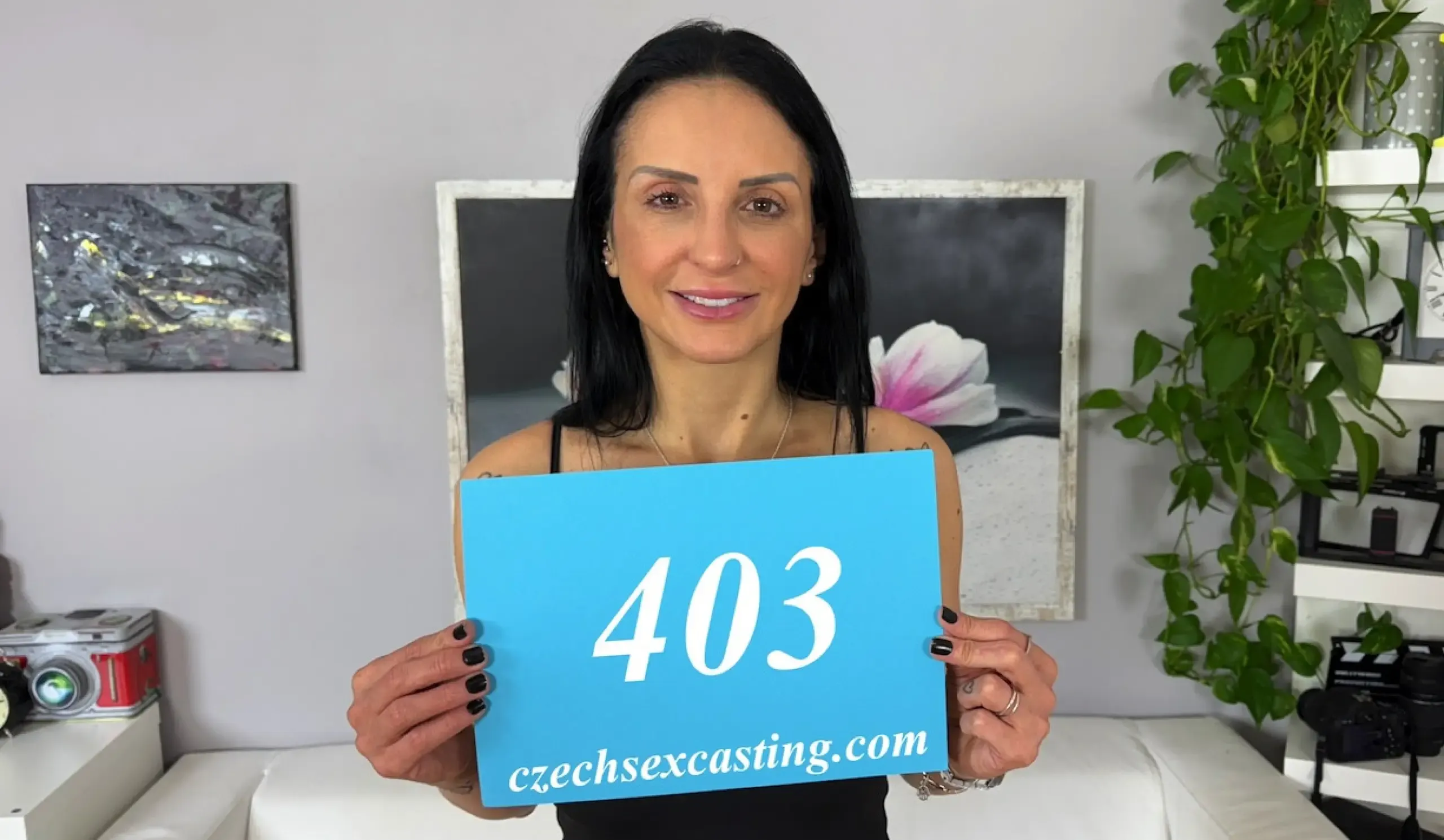CzechSexCasting | Vitoria Vonteese, Nick Gill | Sexy Latina Makes Guy Very Hard in Casting