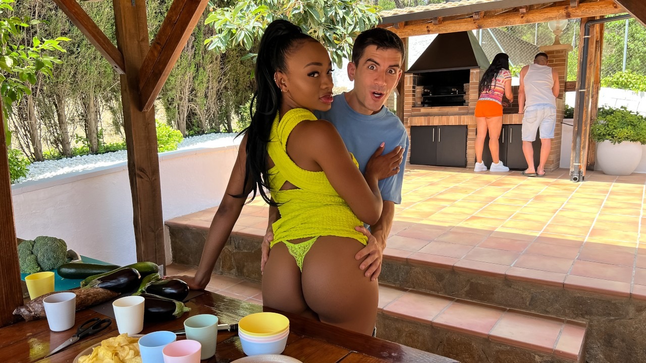 RealityKings – RKPrime – Malia Lenoir, Jordi El Nino Polla – Sneaky Sex At Backyard BBQ